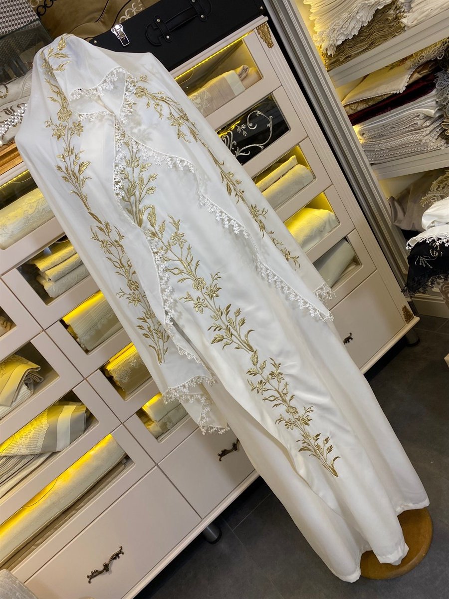 Krem Saray Model Gold Nakışlı Namaz Elbise ve Örtüsü