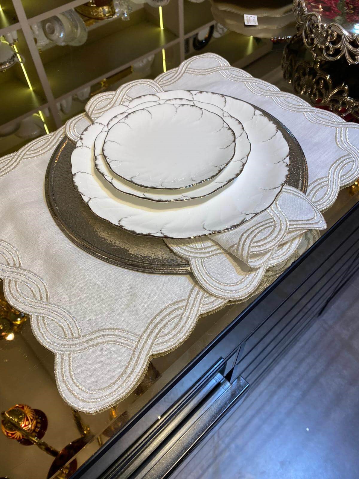 Narumi 70 Parça Yemek Takımı