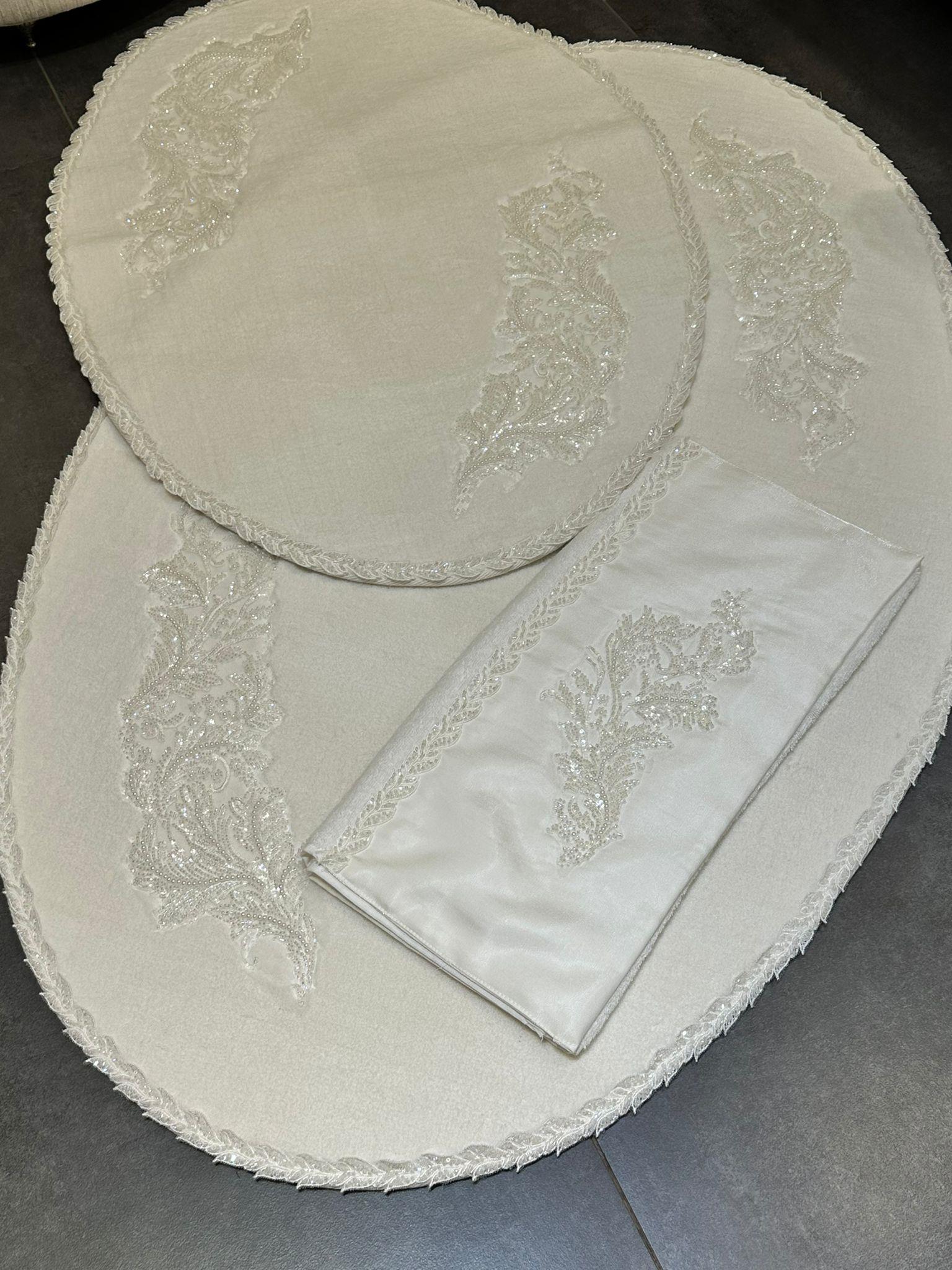 Oval Boncuk Taş İşlemeli Paspas Seti