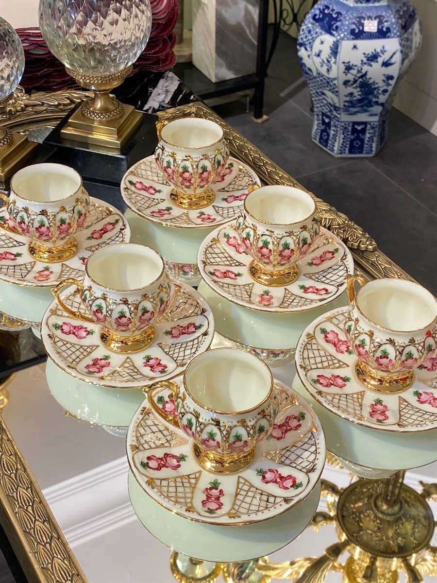 Pembe Çift Gül Kalibre Model El Boyaması Kahve Fincan Takımı