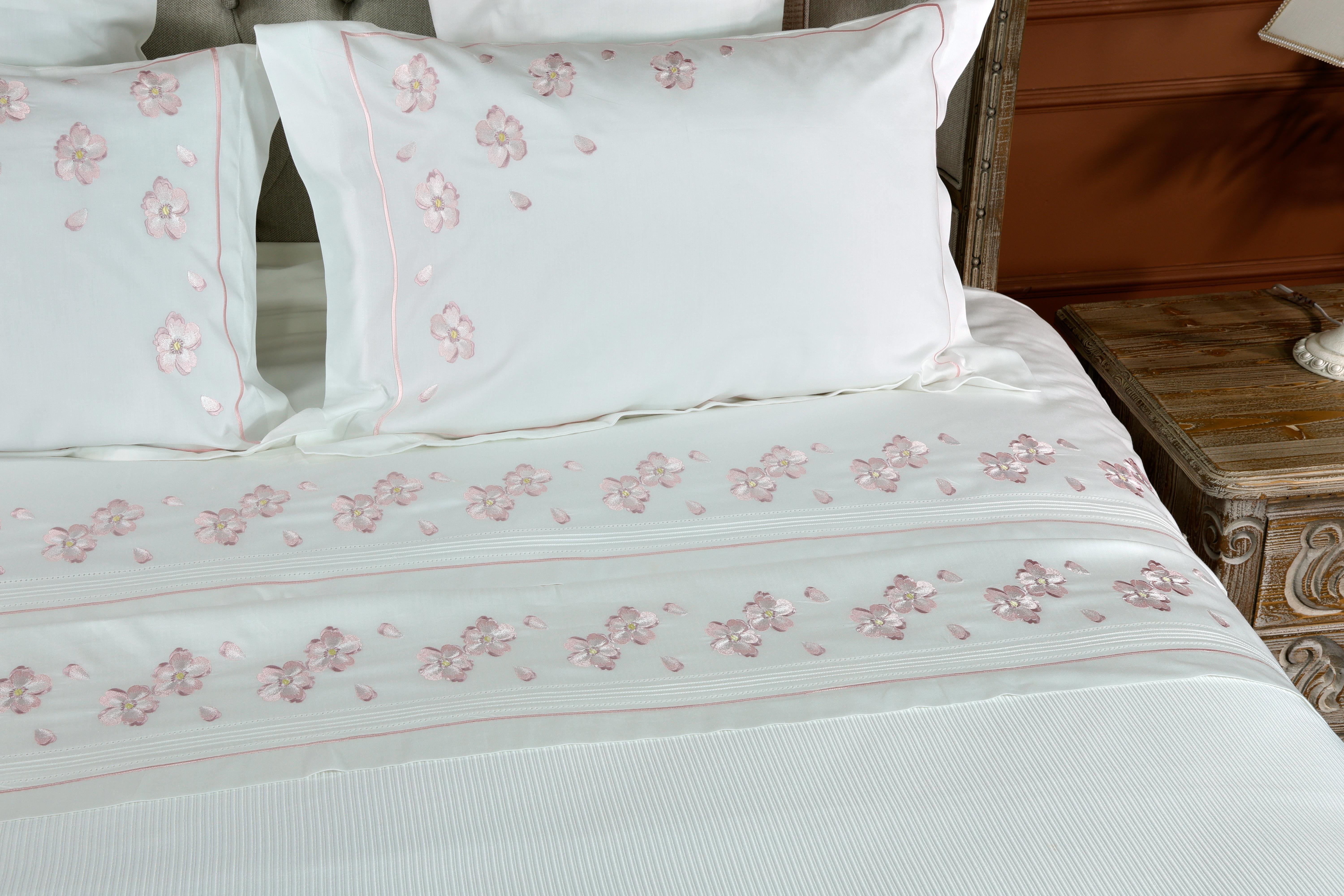 Pembe Yonca Model Çeyizlik Pike ve Nevresim Takımı