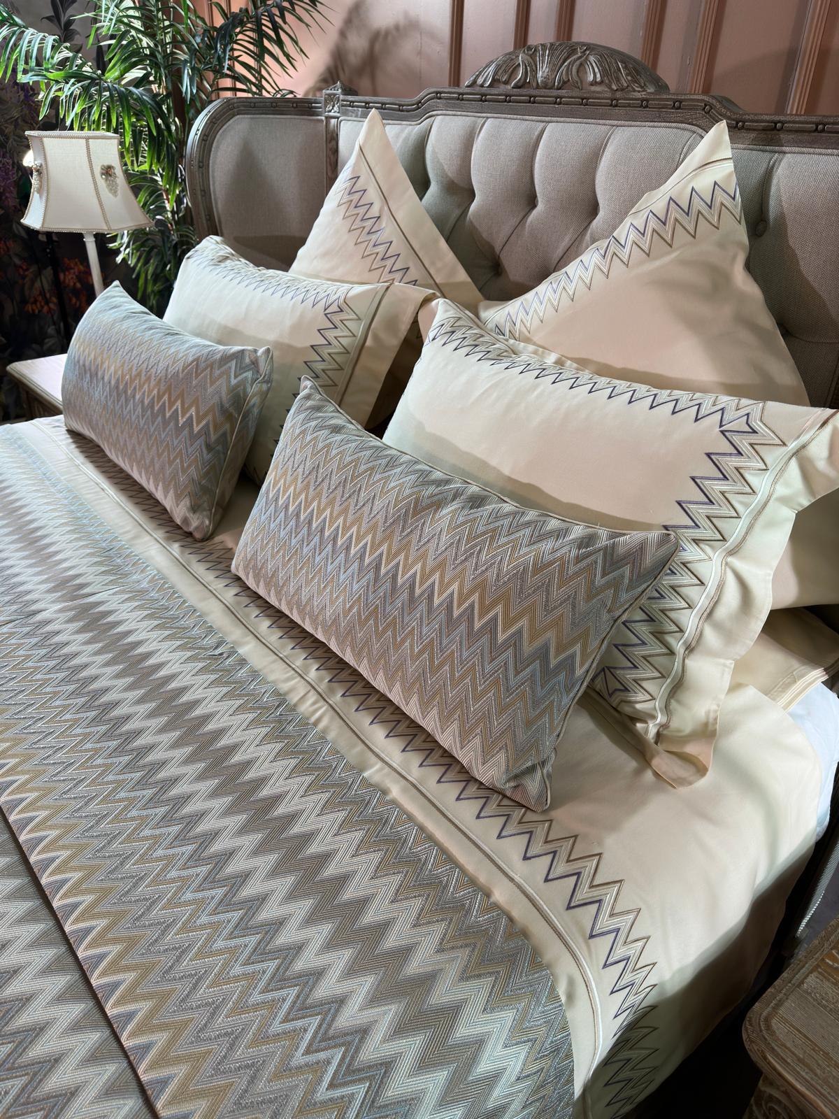 Soft Zigzag Model Yatak Örtüsü ve Nevresim Takımı