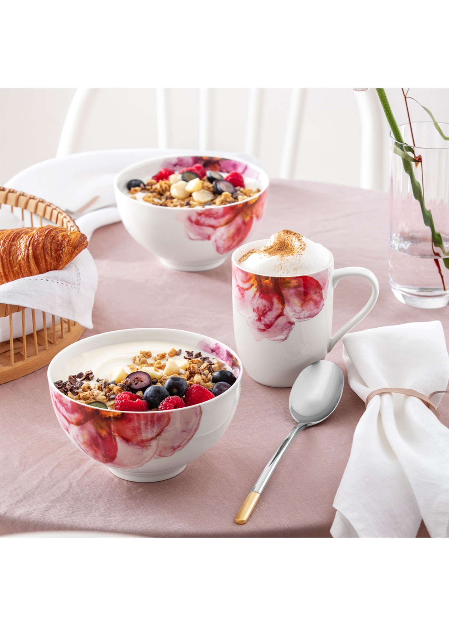 VB ROSE GARDEN-MUG, 0.34L