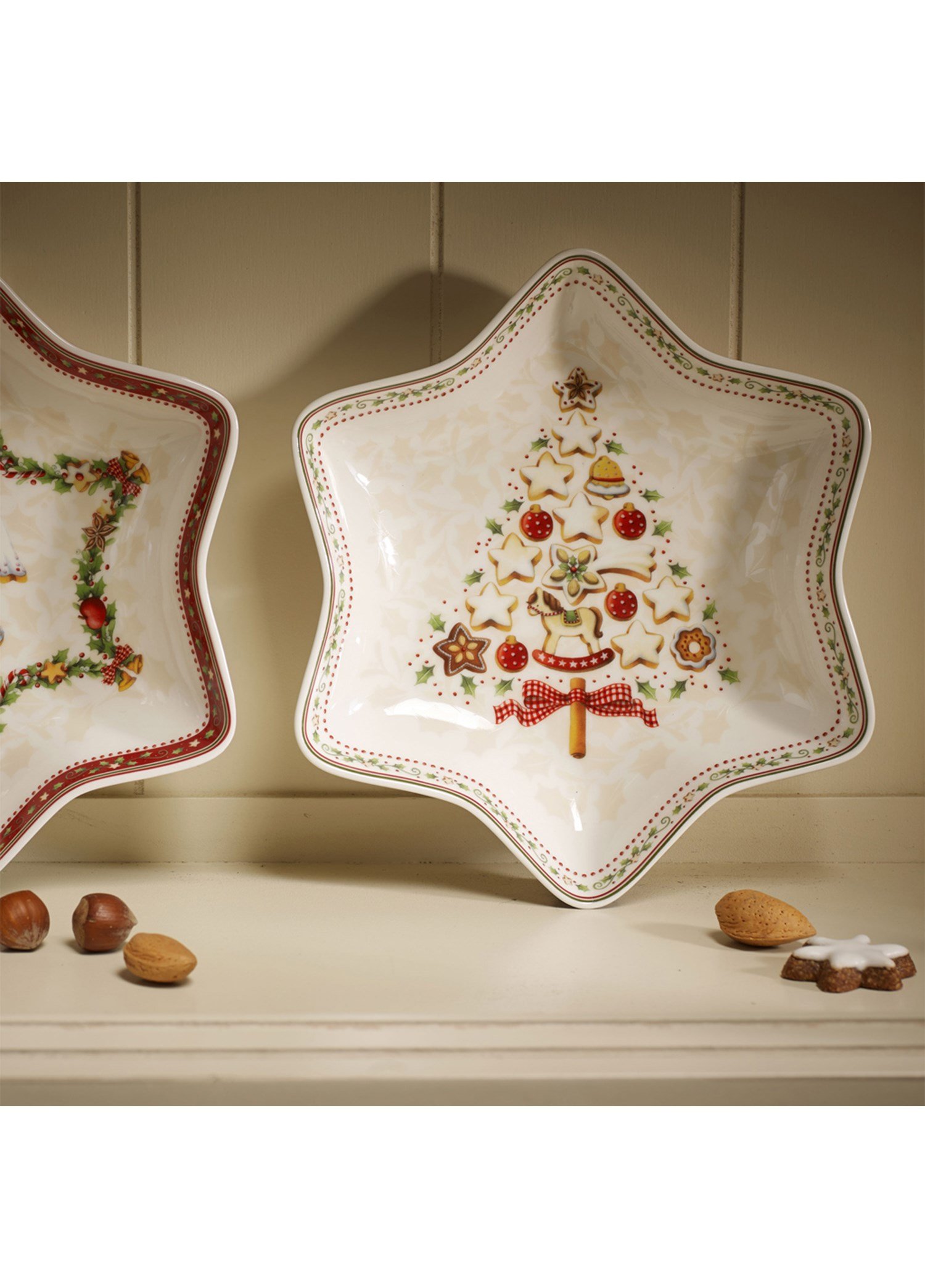 VB WINTER BAKERY - YILDIZ KASE, AGAC DESENLI, 24.5 CM