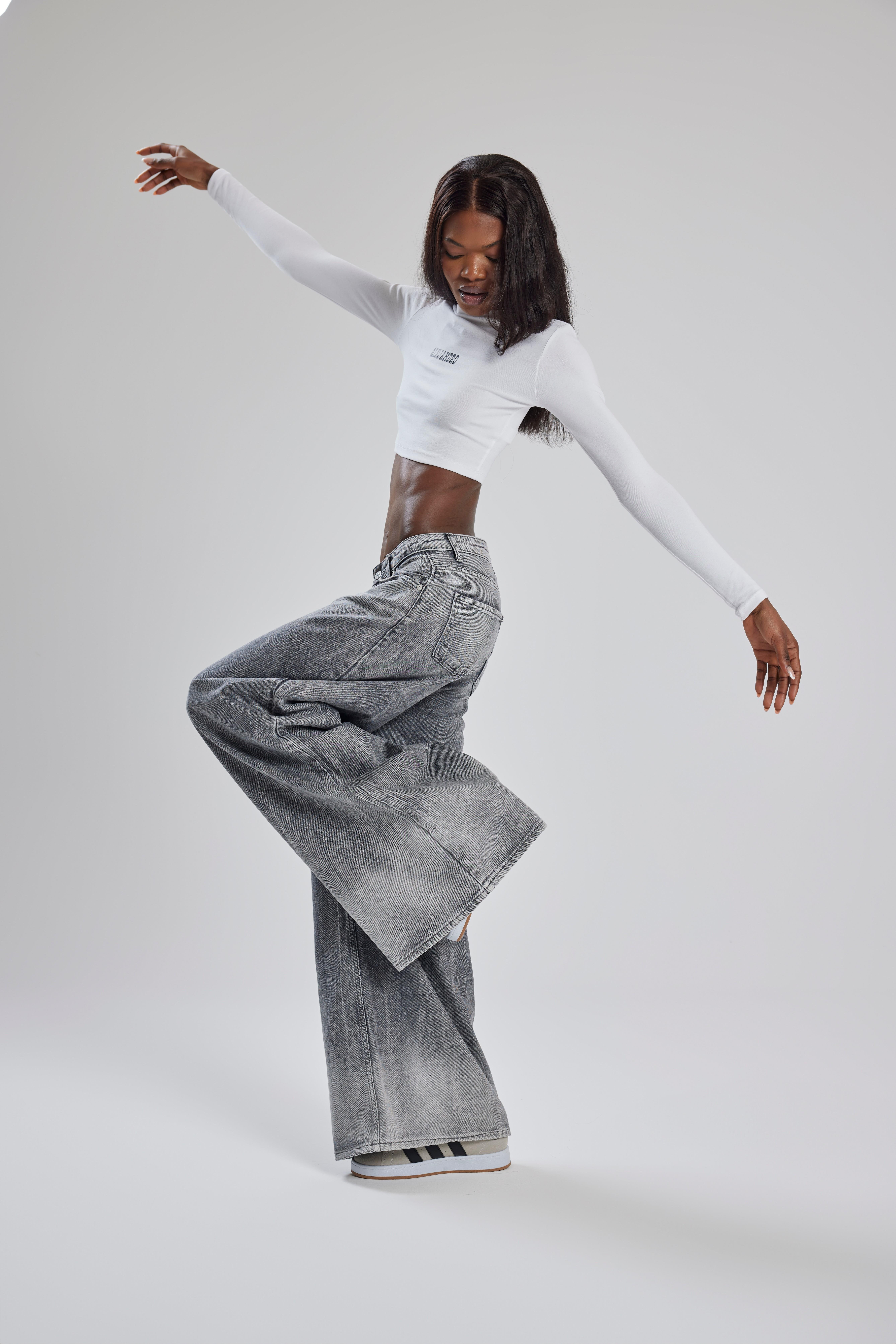 Alejandro Beyaz Crop Body