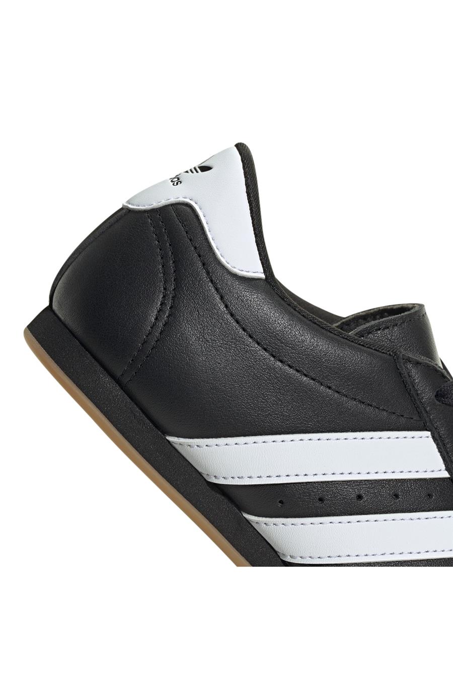 adidas adidas TAEKWONDO LACE W Kadın   Yürüyüş Ayakkabısı JS1193