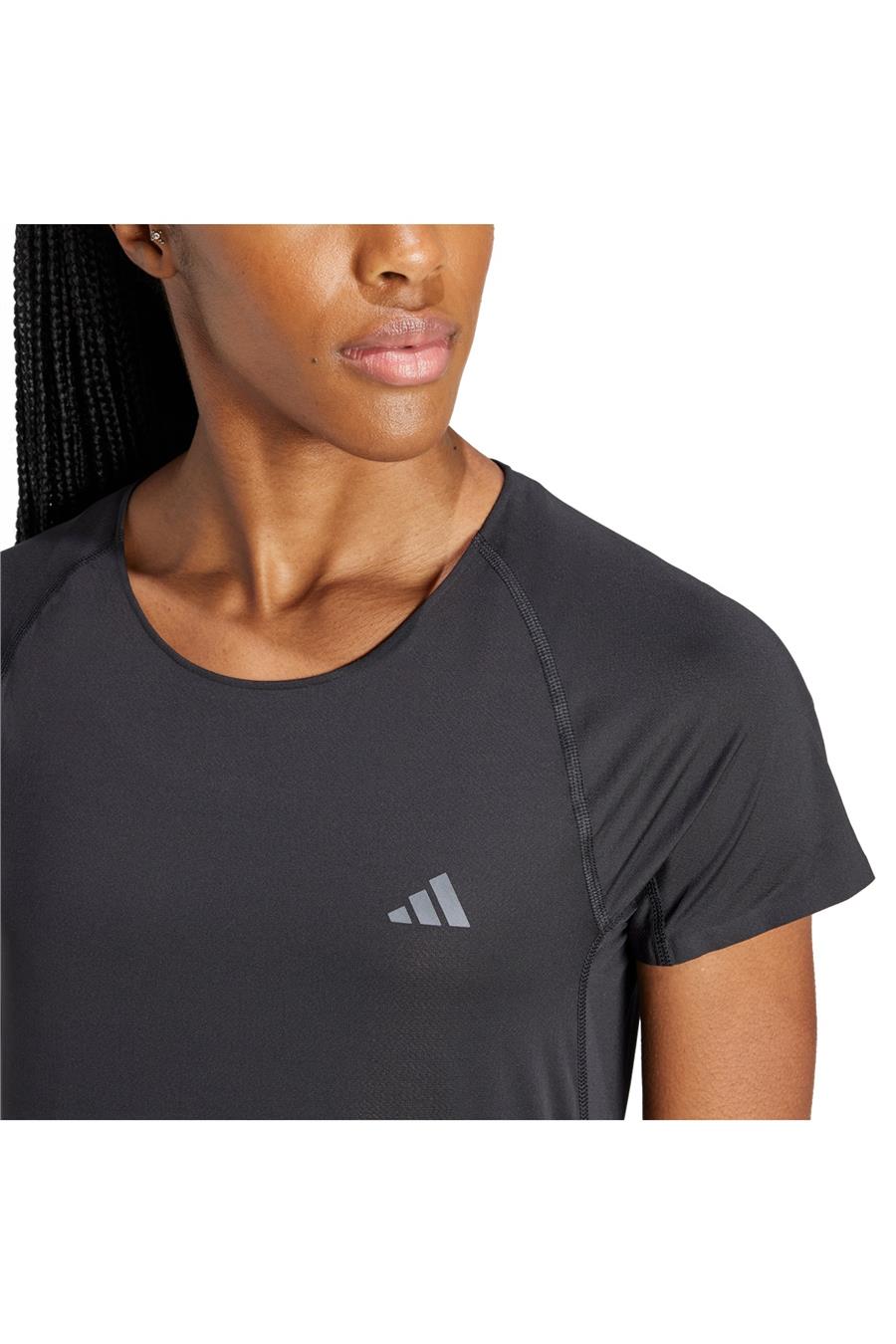 adidas ADIZERO TEE Kadın   T-Shirt IX2826