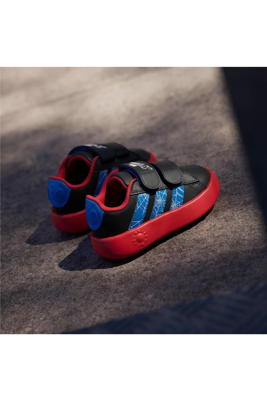 adidas Bebek  Siyah  Yürüyüş Ayakkabısı GRAND COURT SPIDER-MAN CF I JQ7828