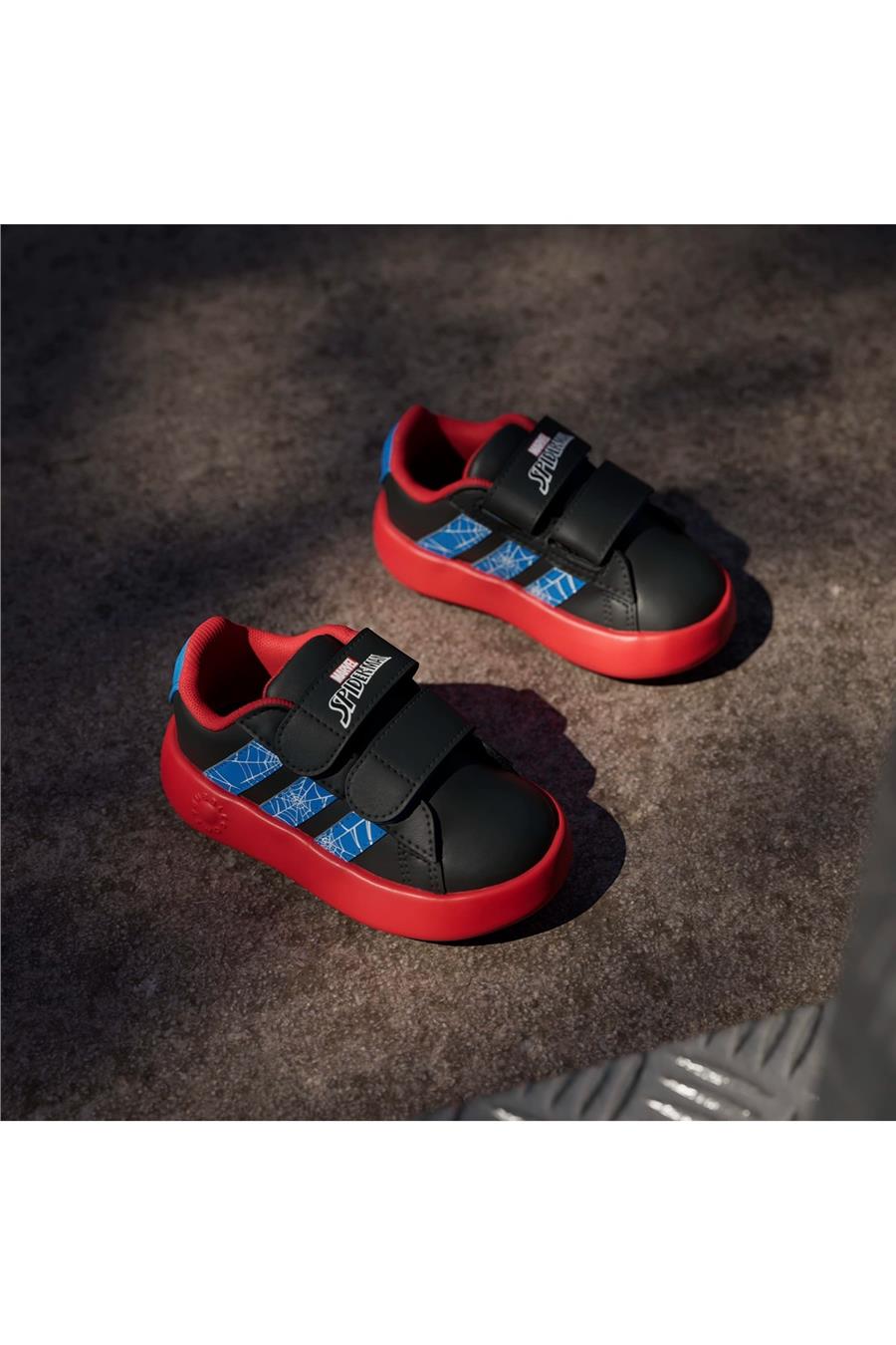 adidas Bebek  Siyah  Yürüyüş Ayakkabısı GRAND COURT SPIDER-MAN CF I JQ7828