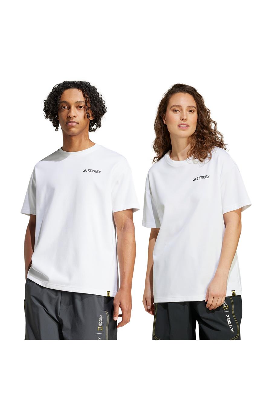 adidas Beyaz  Erkek  T-shirt NG U AR B GFX T JD5956 Beyaz  Erkek  T-shirt NG U AR B GFX T JD5956