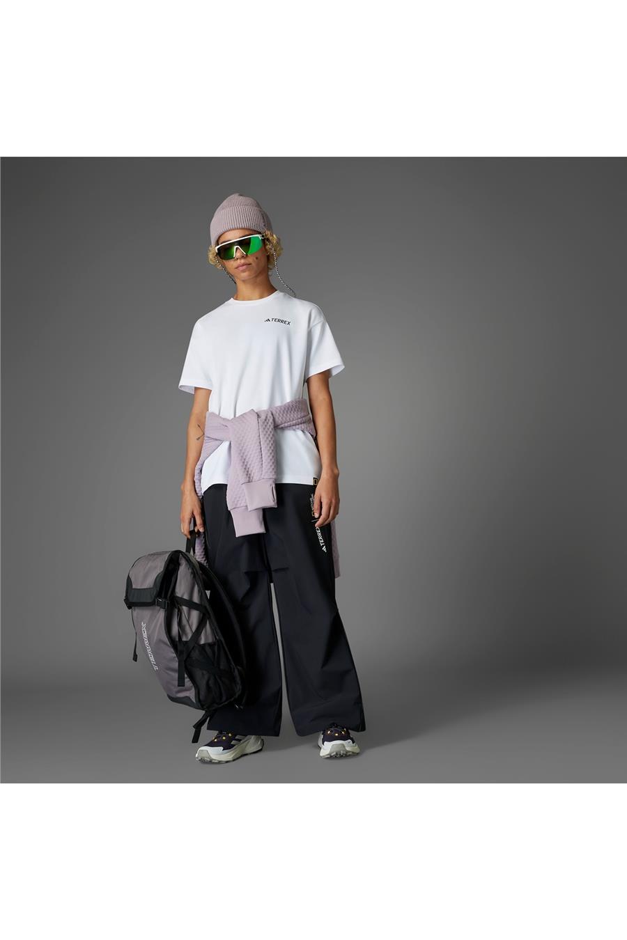 adidas Beyaz  Erkek  T-shirt NG U AR B GFX T JD5956 Beyaz  Erkek  T-shirt NG U AR B GFX T JD5956