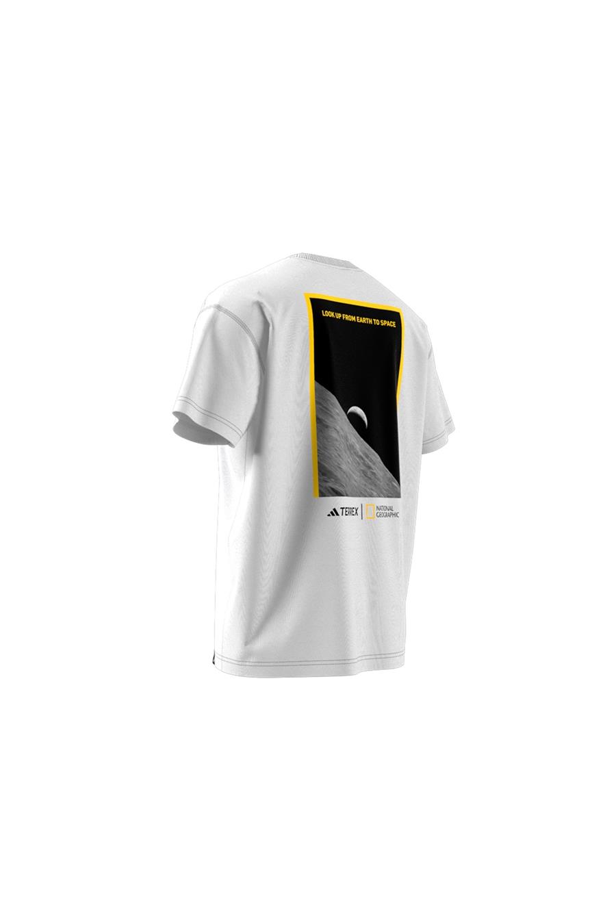 adidas Beyaz  Erkek  T-shirt NG U AR B GFX T JD5956 Beyaz  Erkek  T-shirt NG U AR B GFX T JD5956