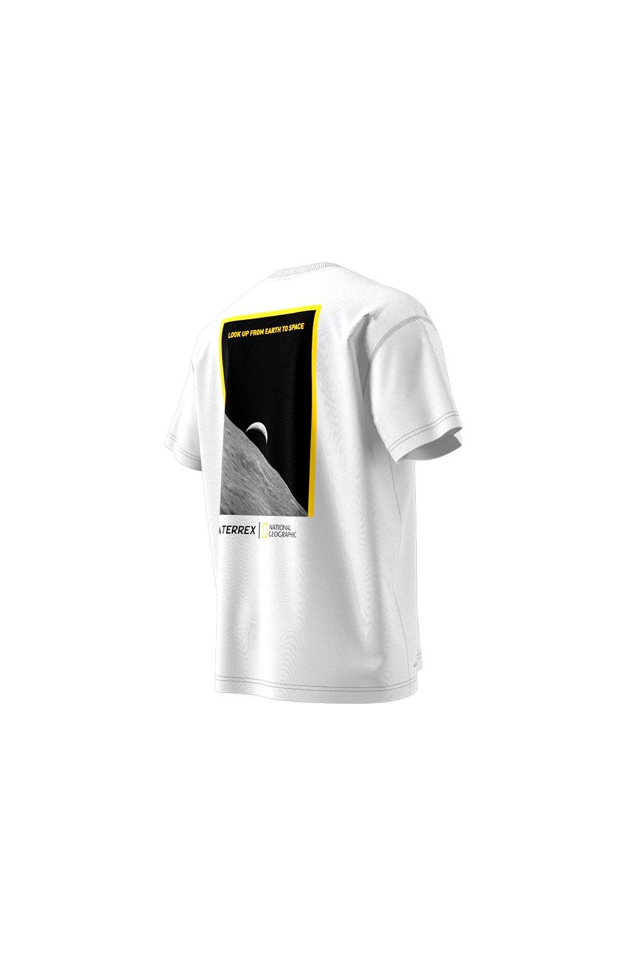 adidas Beyaz  Erkek  T-shirt NG U AR B GFX T JD5956 Beyaz  Erkek  T-shirt NG U AR B GFX T JD5956