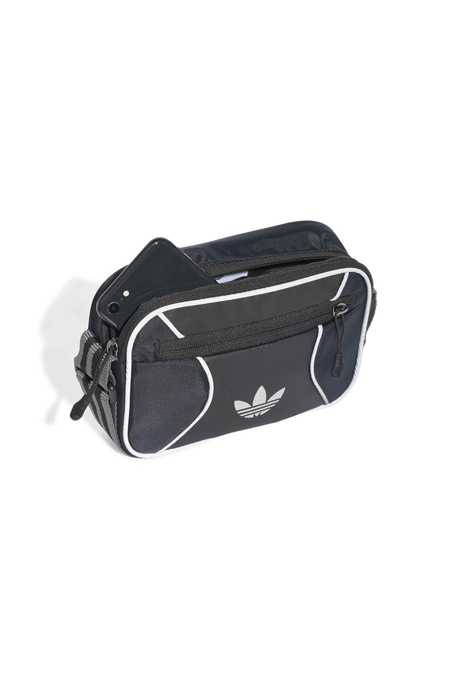 adidas  Çanta SMALL AIRLINER KT4506