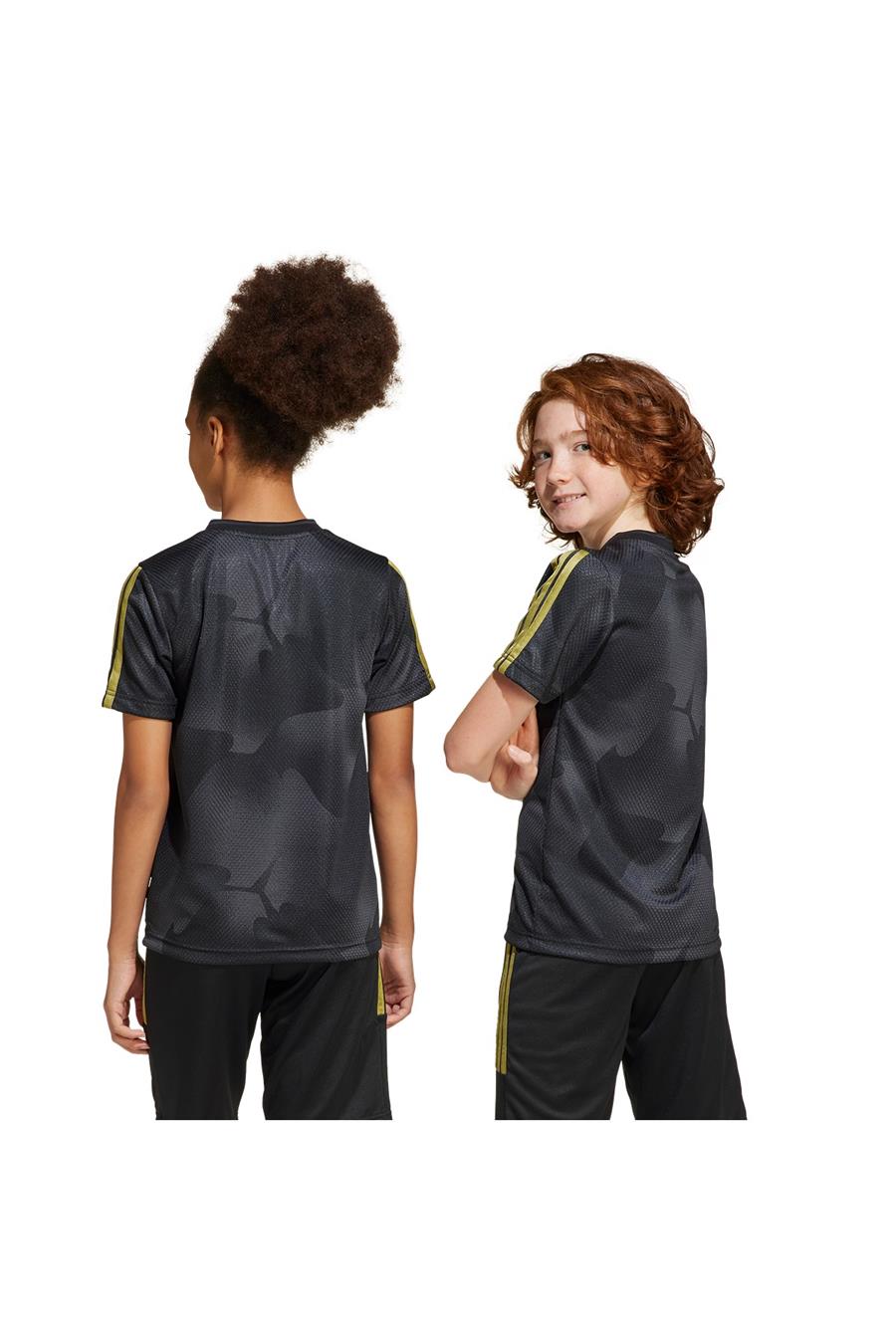 adidas Çocuk  Siyah  T-shirt J HOT COF TEE JI6183