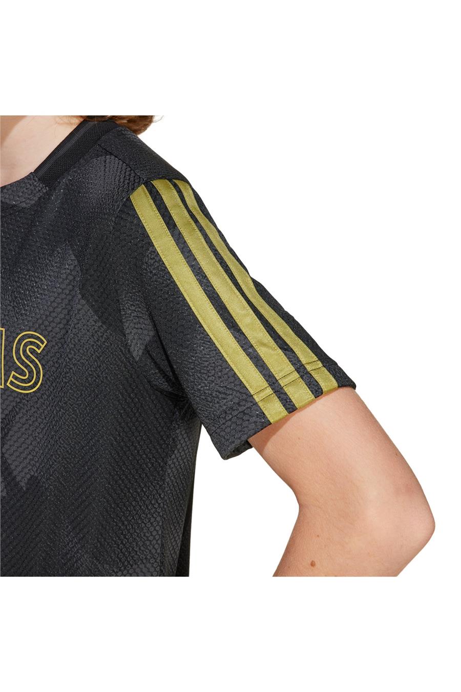 adidas Çocuk  Siyah  T-shirt J HOT COF TEE JI6183