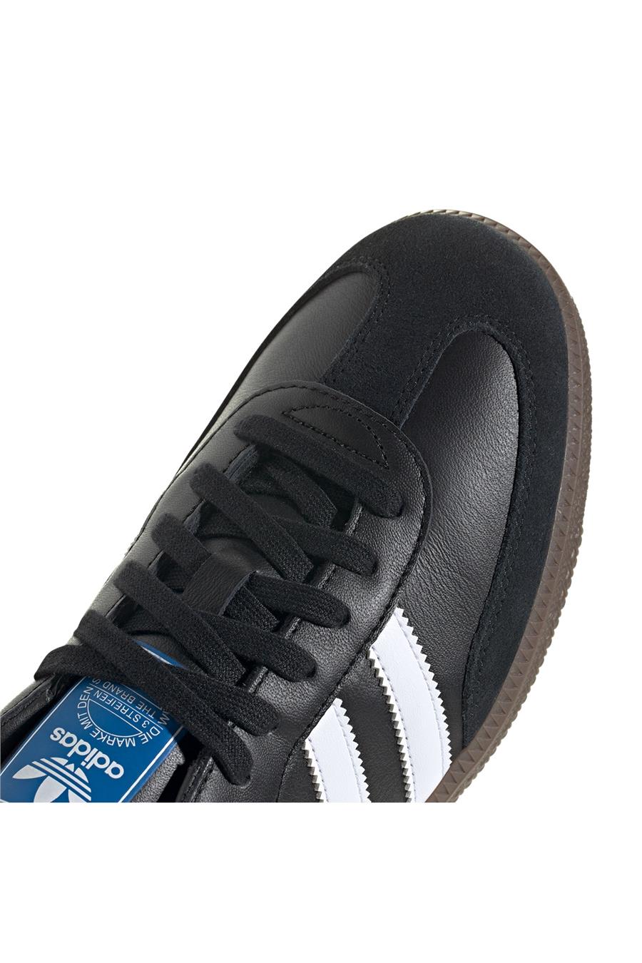 Adidas Erkek Ayakkabi B75807