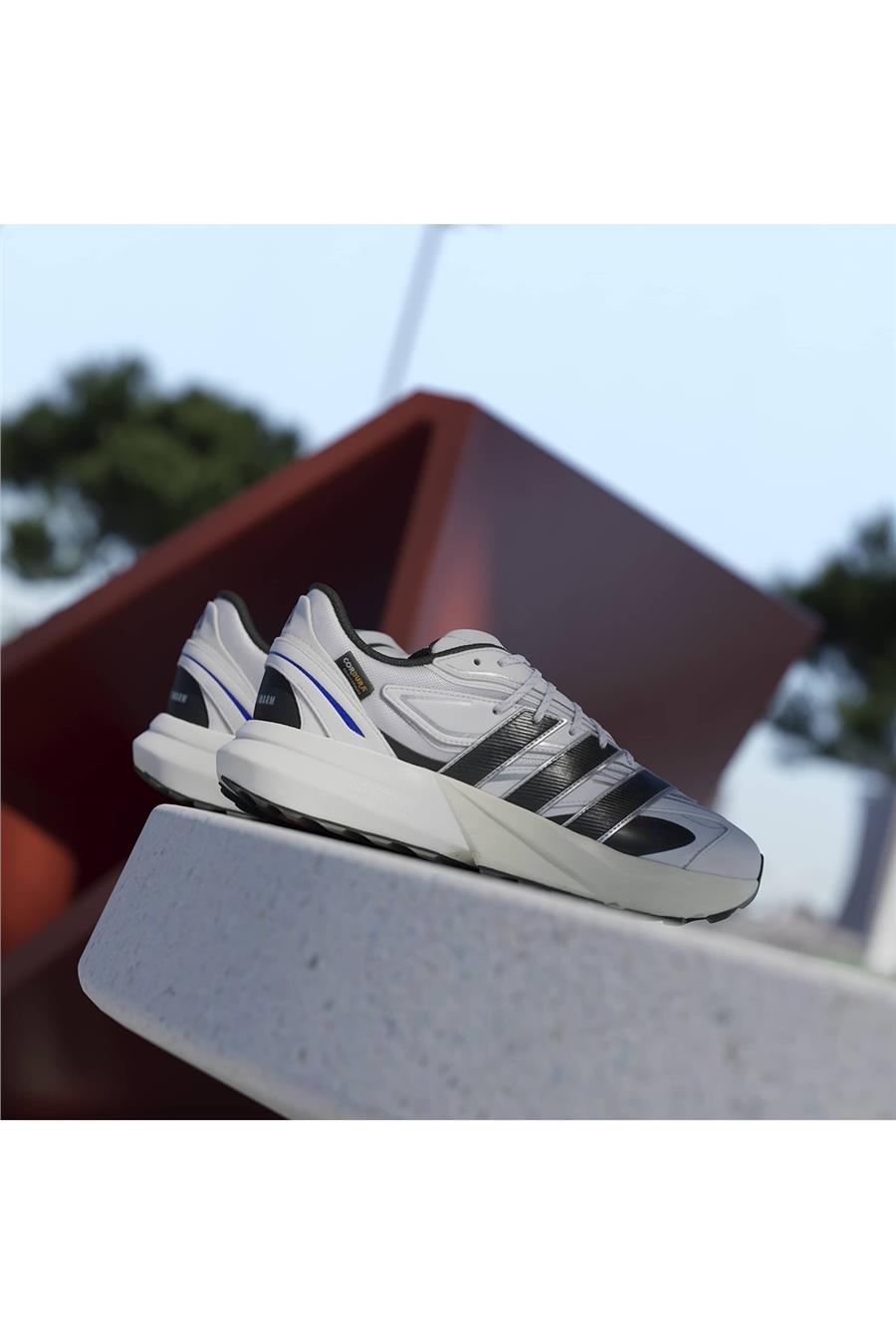 adidas Erkek  Beyaz  Koşu Ayakkabısı LIGHTBLAZE ATR JS1989