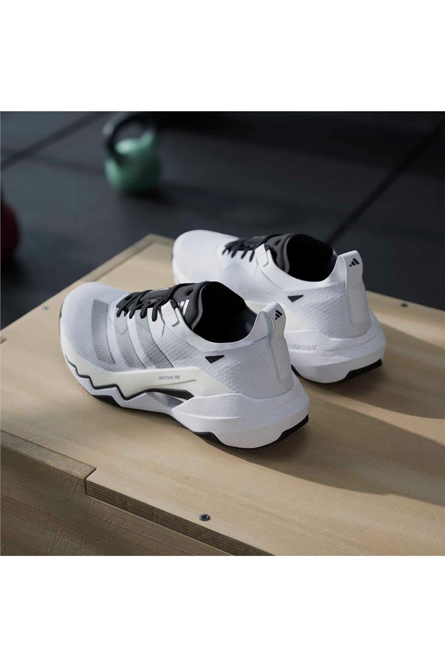 adidas Erkek  Beyaz  Yürüyüş Ayakkabısı RAPIDMOVE PRO TRAINER M KK3475