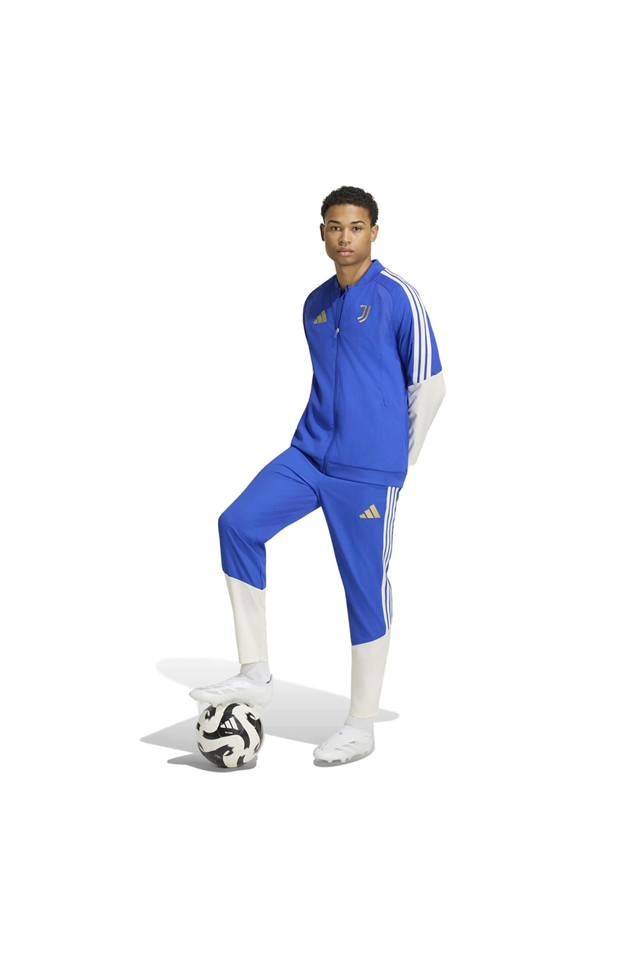 adidas Erkek Ceket JUVE PRE JKT KQ9280