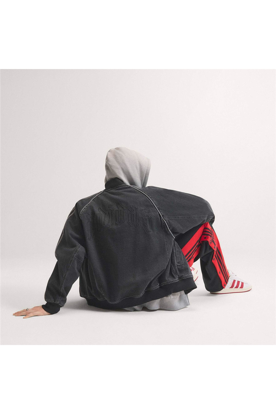 adidas Erkek Ceket SST TT IB6948