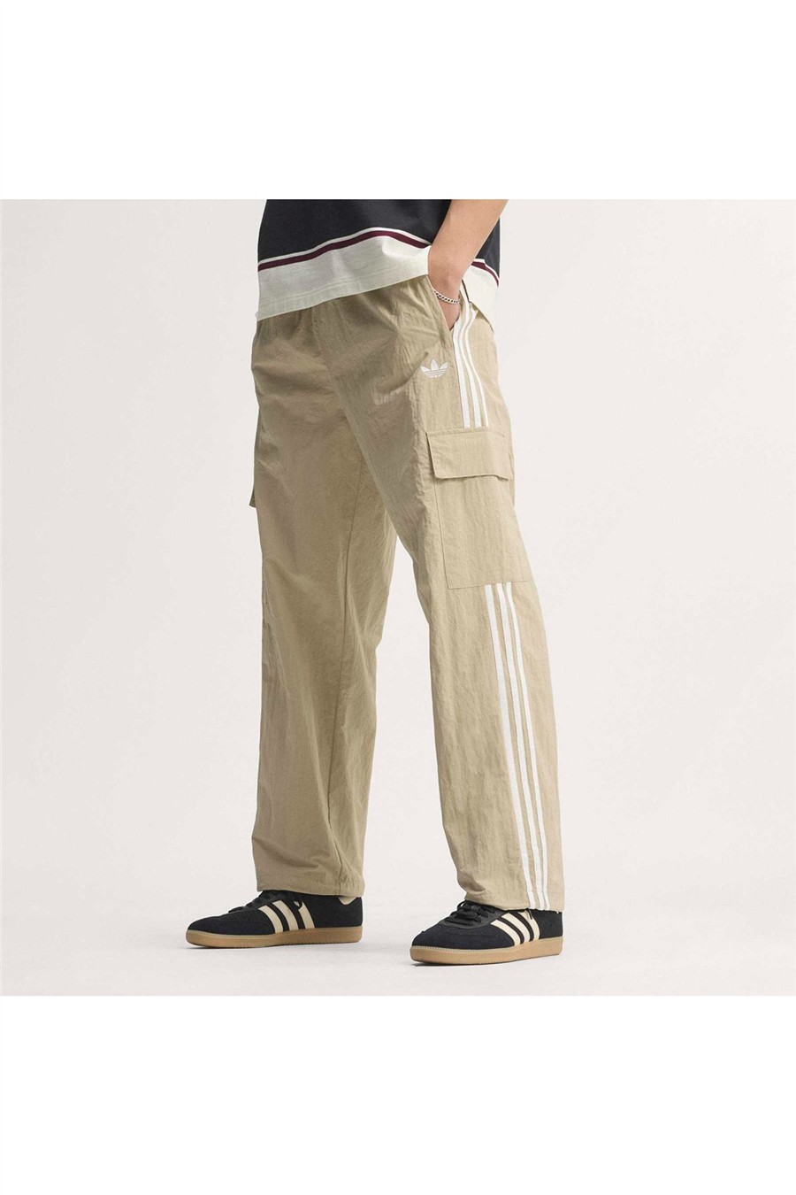 adidas Erkek Eşofman Altı ADICOLOR CLASSICS 3-STRIPES CARGO PANTS KS7402