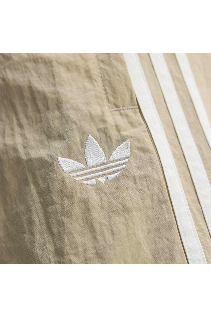 adidas Erkek Eşofman Altı ADICOLOR CLASSICS 3-STRIPES CARGO PANTS KS7402