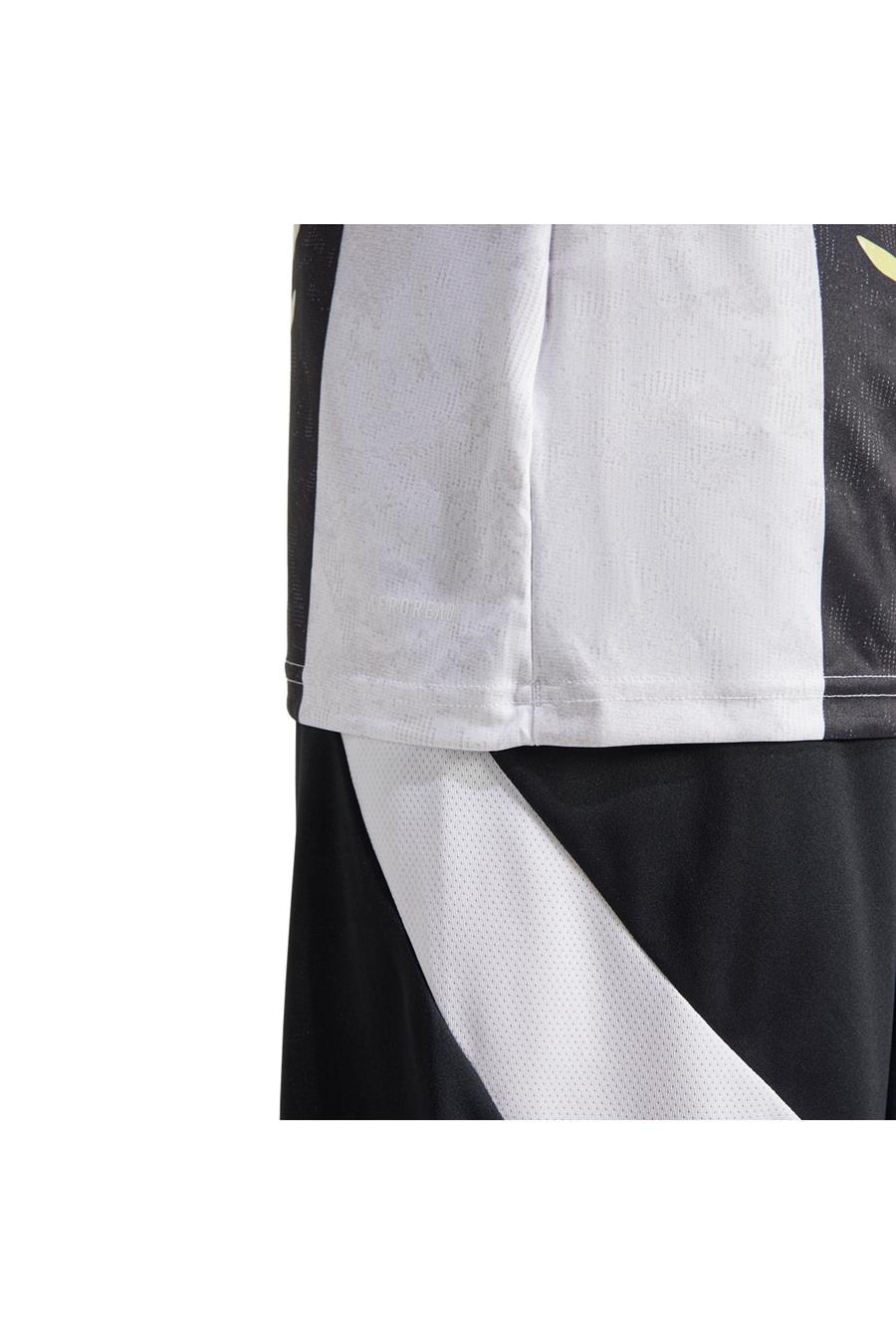 adidas Erkek   Forma JUVE PRESHI JE4307