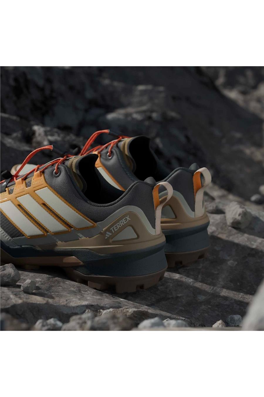 adidas Erkek  Gri  Bot TERREX SKYCHASER GTX JR3987