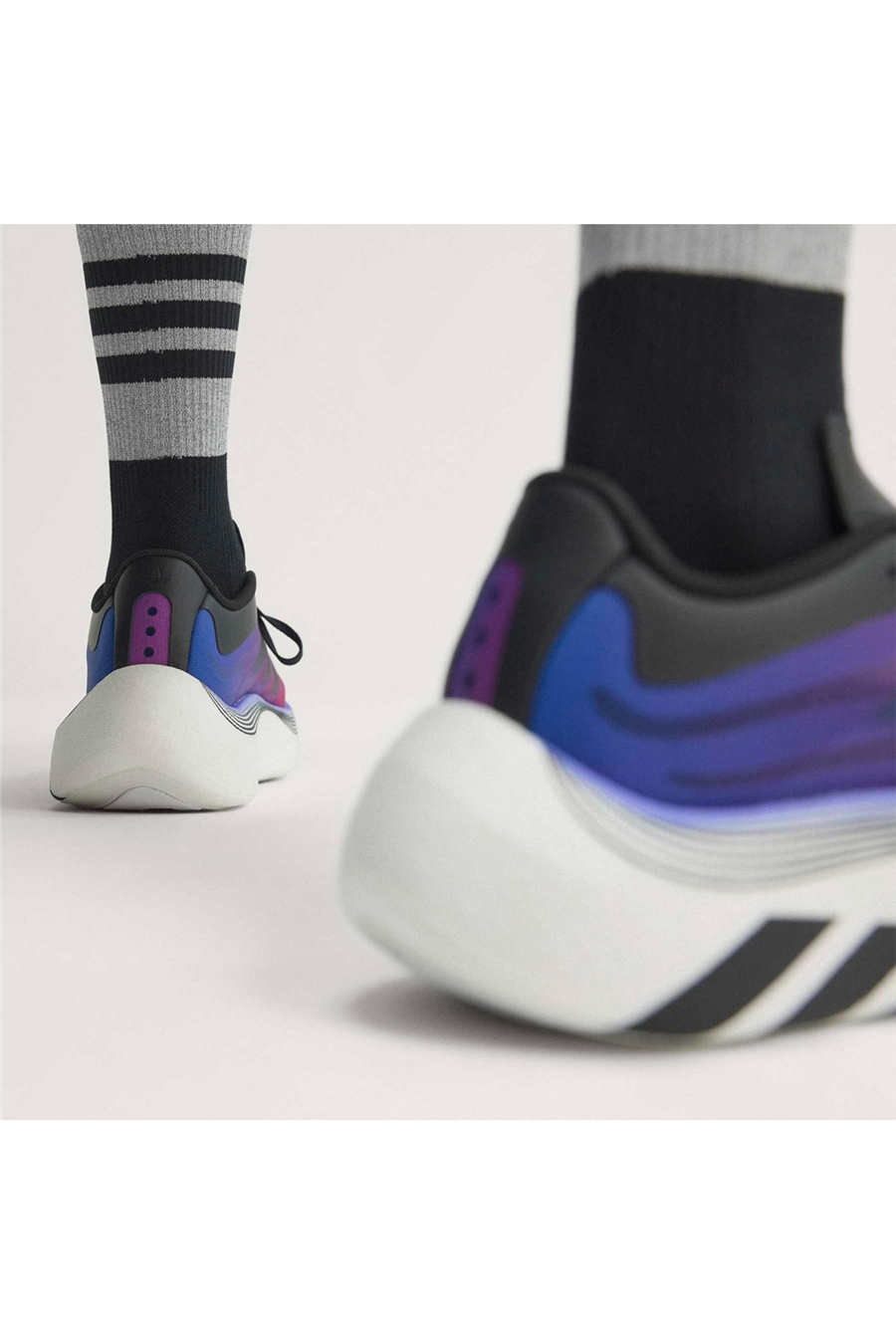 adidas Erkek Koşu Ayakkabısı HYPERBOOST EPHR LT KZ8511