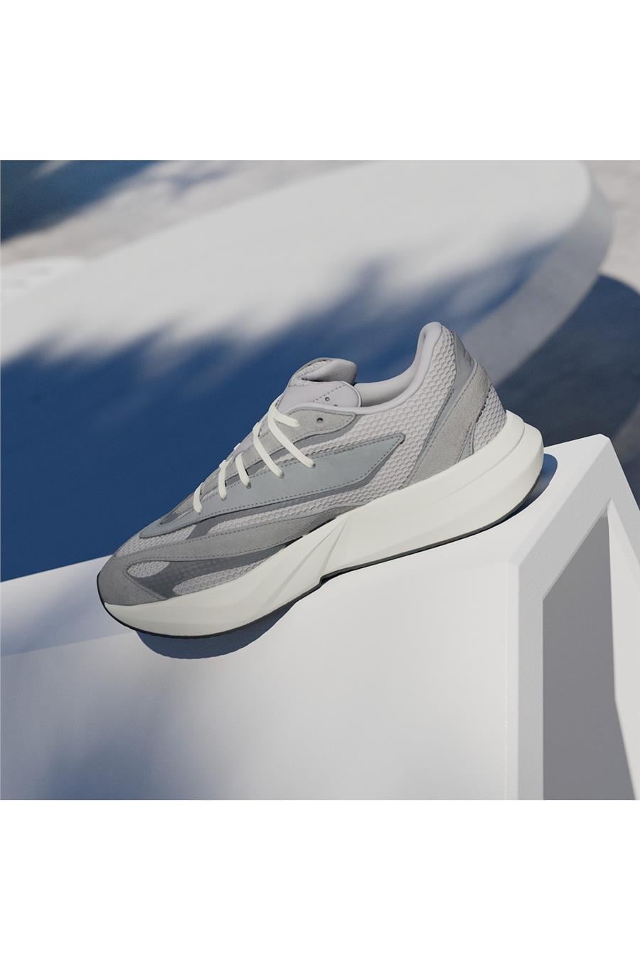adidas Erkek   Koşu Ayakkabısı LIGHTBLAZE IH8607