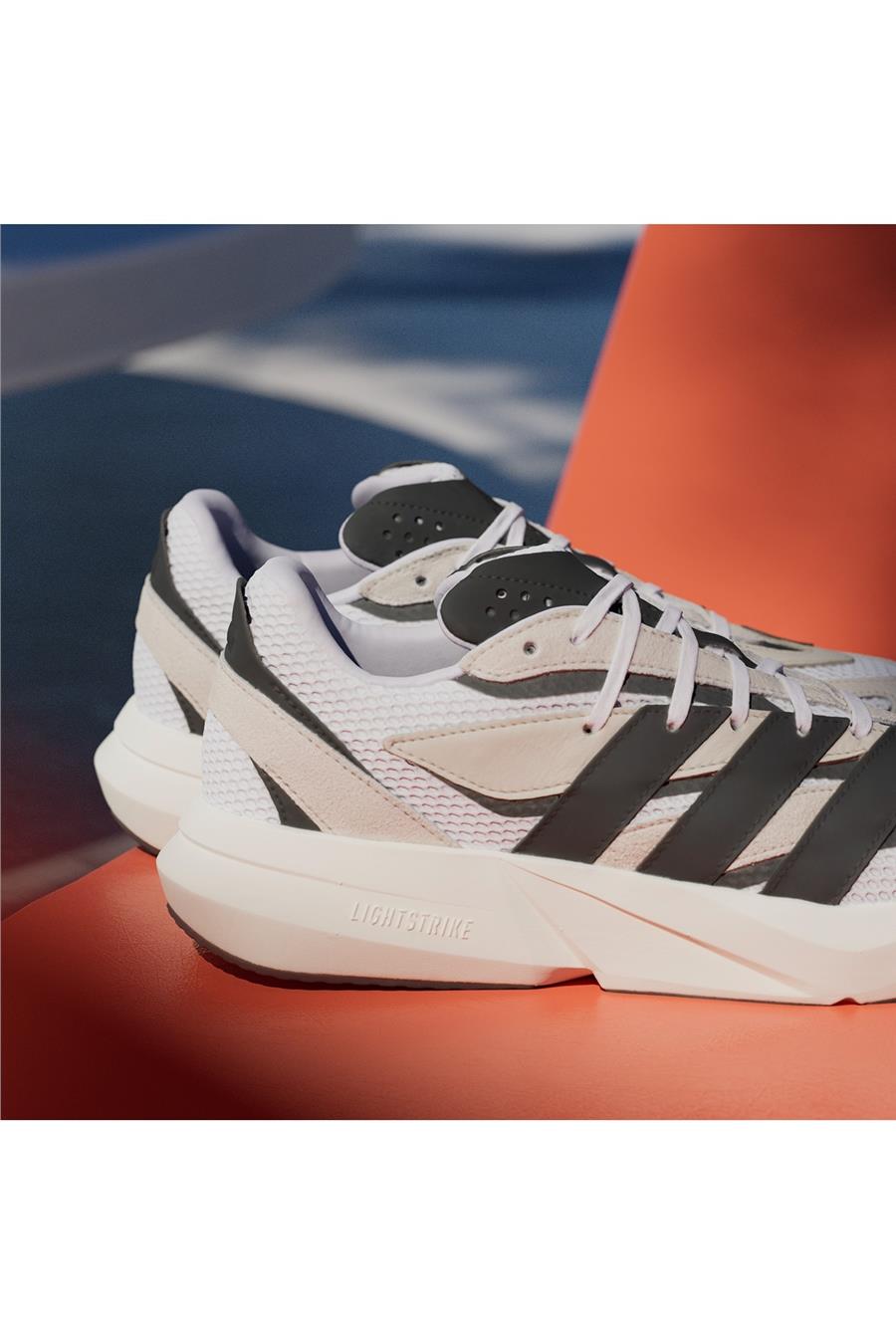 adidas Erkek   Koşu Ayakkabısı LIGHTBLAZE JH6944