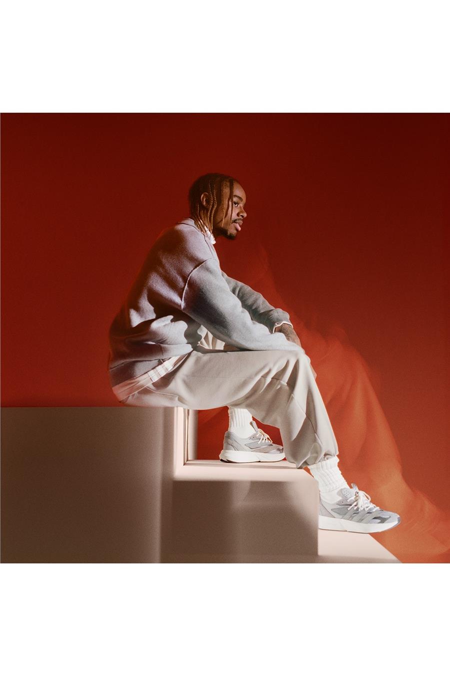 adidas Erkek   Koşu Ayakkabısı LIGHTBLAZE IH8607
