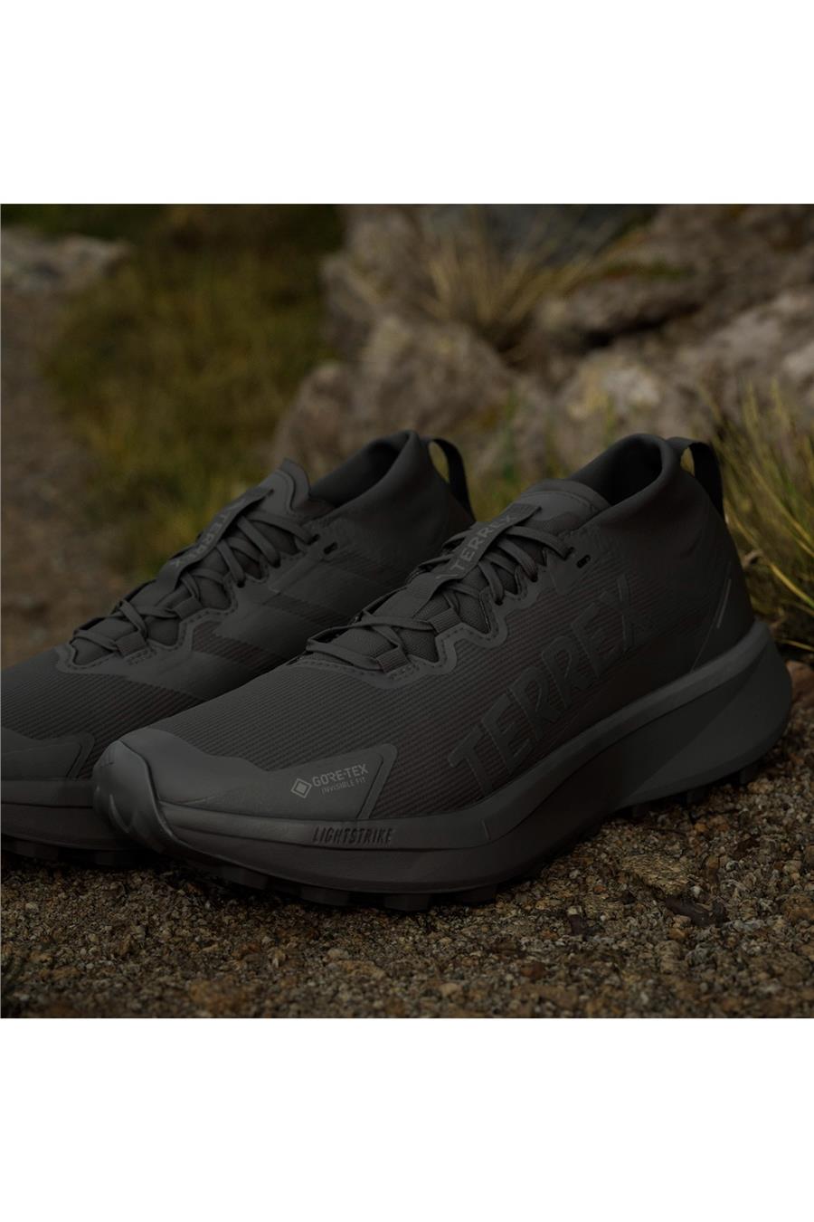 adidas  Erkek Siyah  Bot TERREX AGRAVIC GTX JR5240