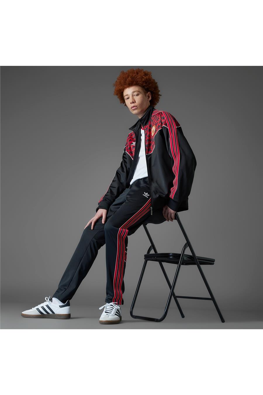adidas Erkek  Siyah  Ceket MUFC TT 91 JF0373