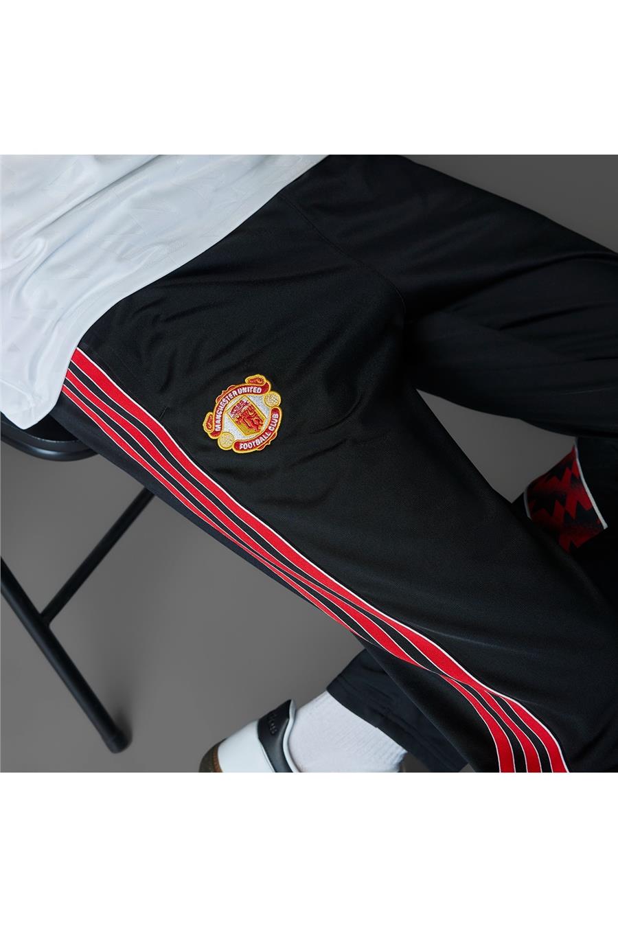 adidas Erkek  Siyah  Eşofman Altı MUFC TP 91 JF0378