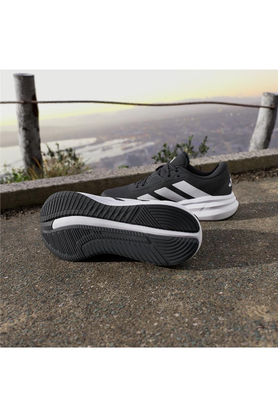 adidas Erkek  Siyah  Koşu Ayakkabısı GALAXY 7 M ID8760