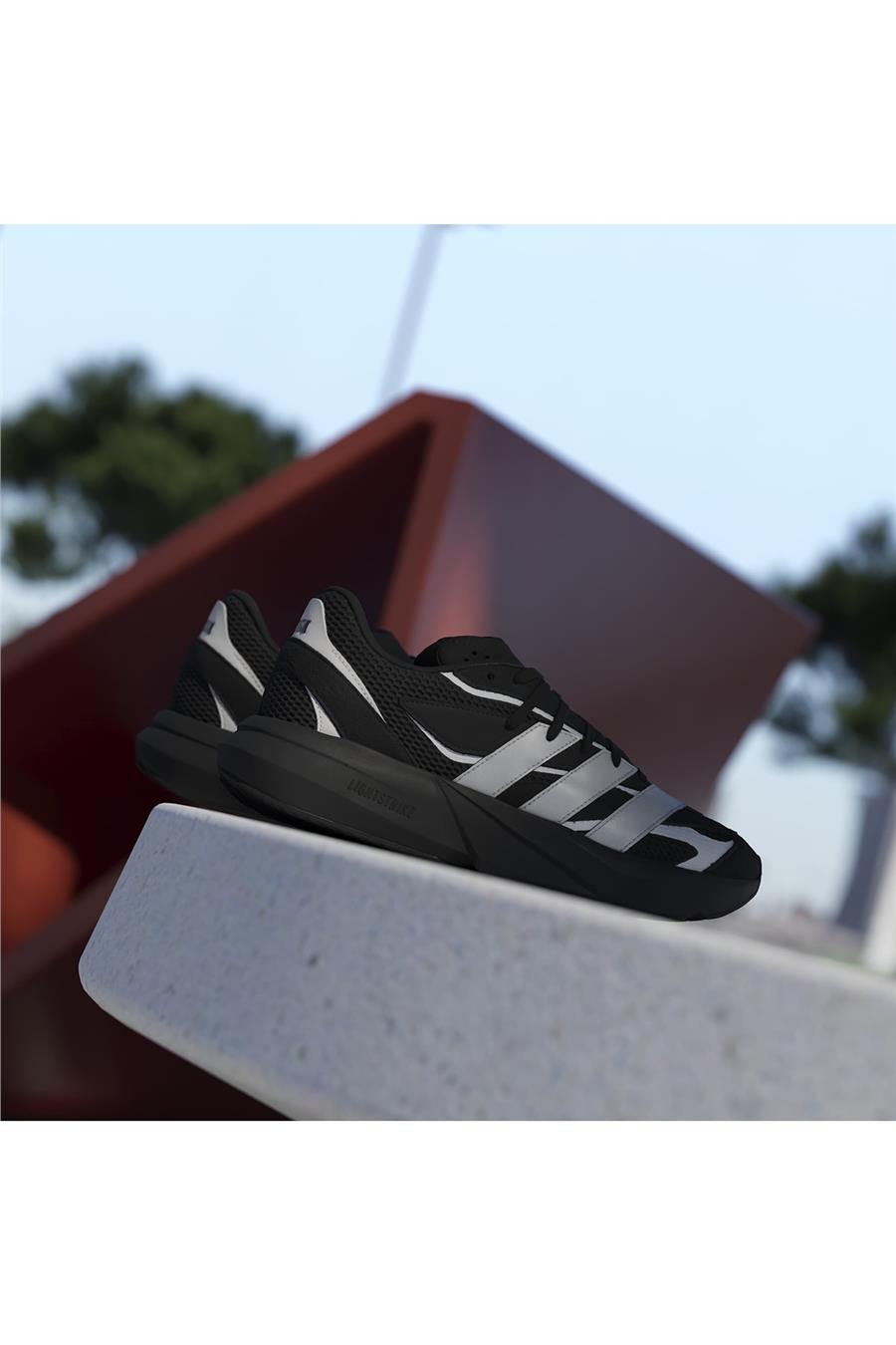 adidas Erkek  Siyah  Koşu Ayakkabısı LIGHTBLAZE JQ7199