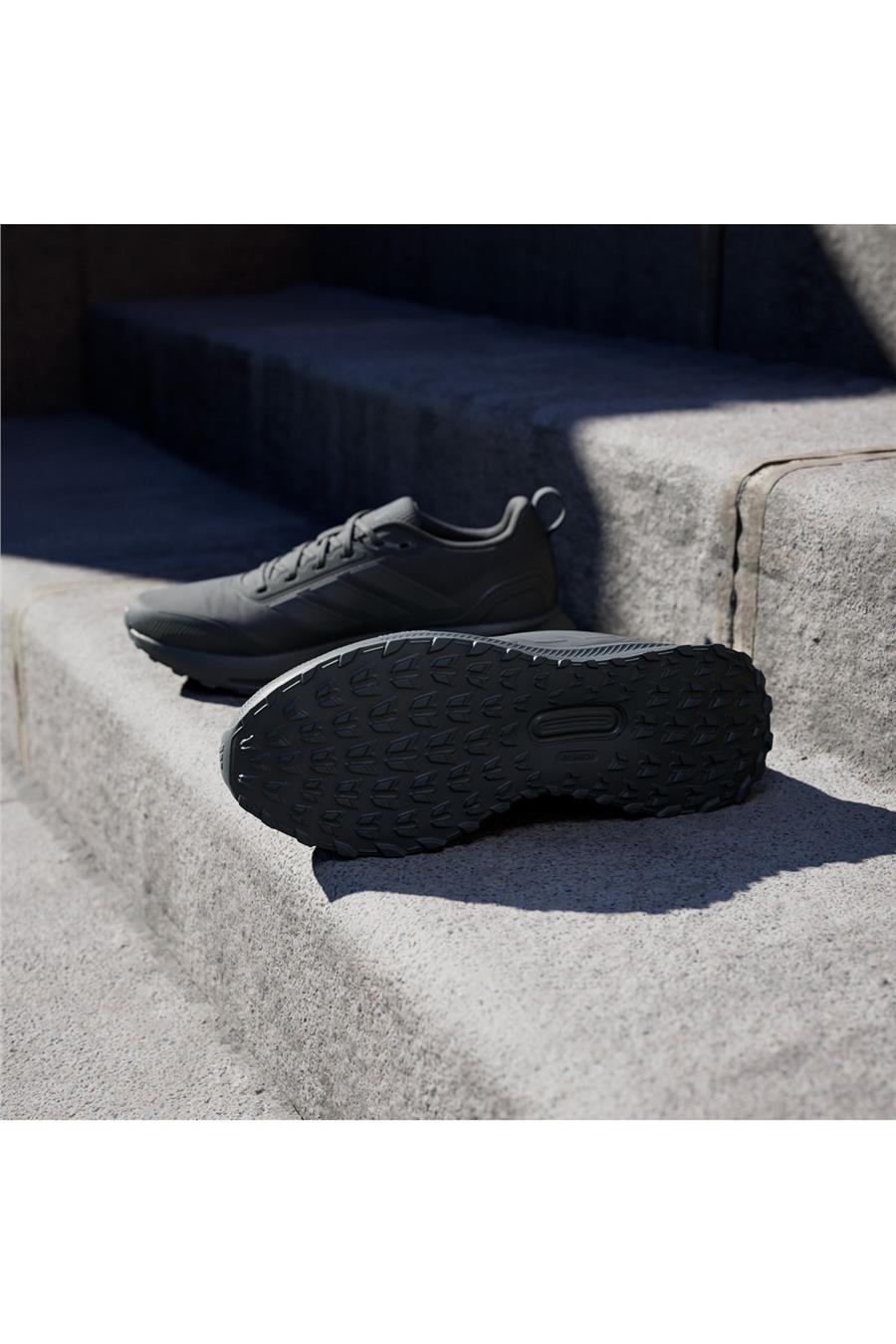 adidas Erkek  Siyah  Koşu Ayakkabısı RUNFALCON 5 TR JP5916