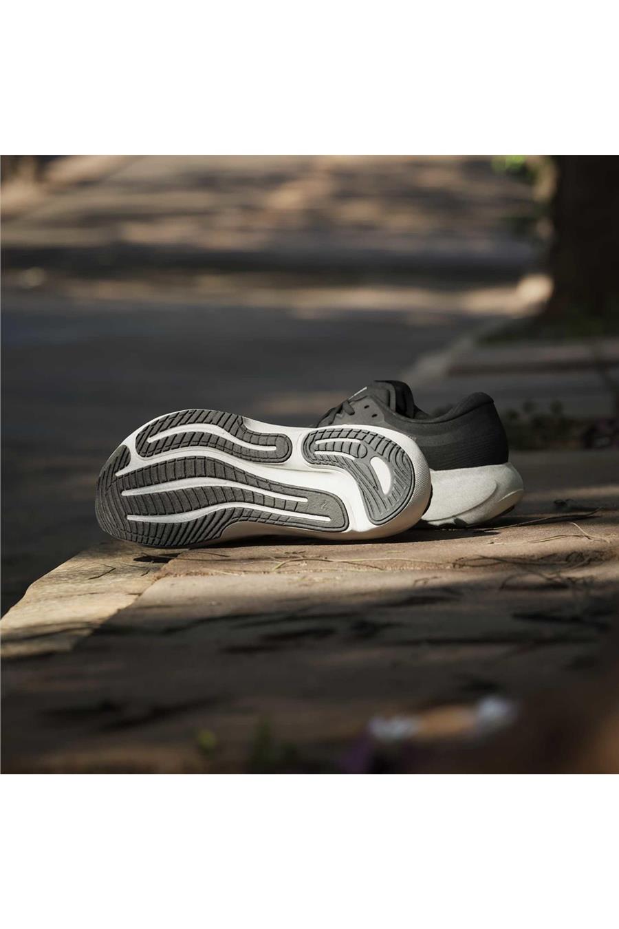 adidas Erkek  Siyah  Koşu Ayakkabısı SUPERNOVA RISE 3 M JQ8502