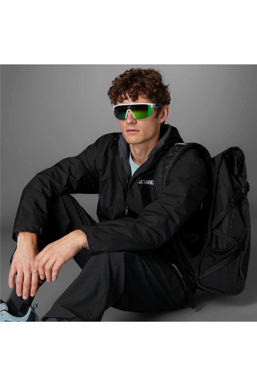 adidas  Erkek  Siyah  Mont MT ESS 3IN1 J JM8697