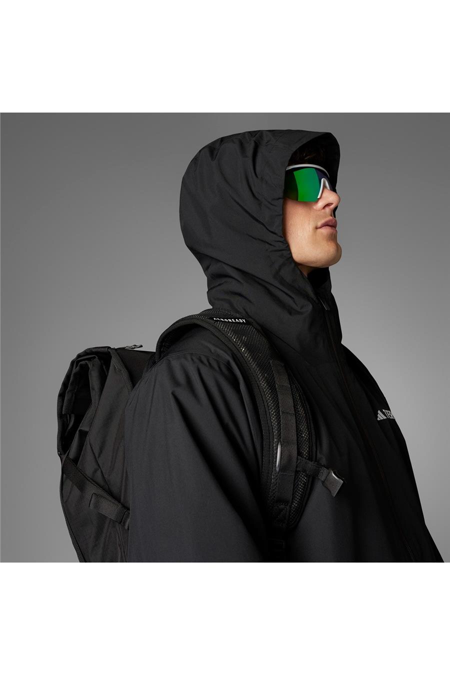 adidas  Erkek  Siyah  Mont MT ESS 3IN1 J JM8697