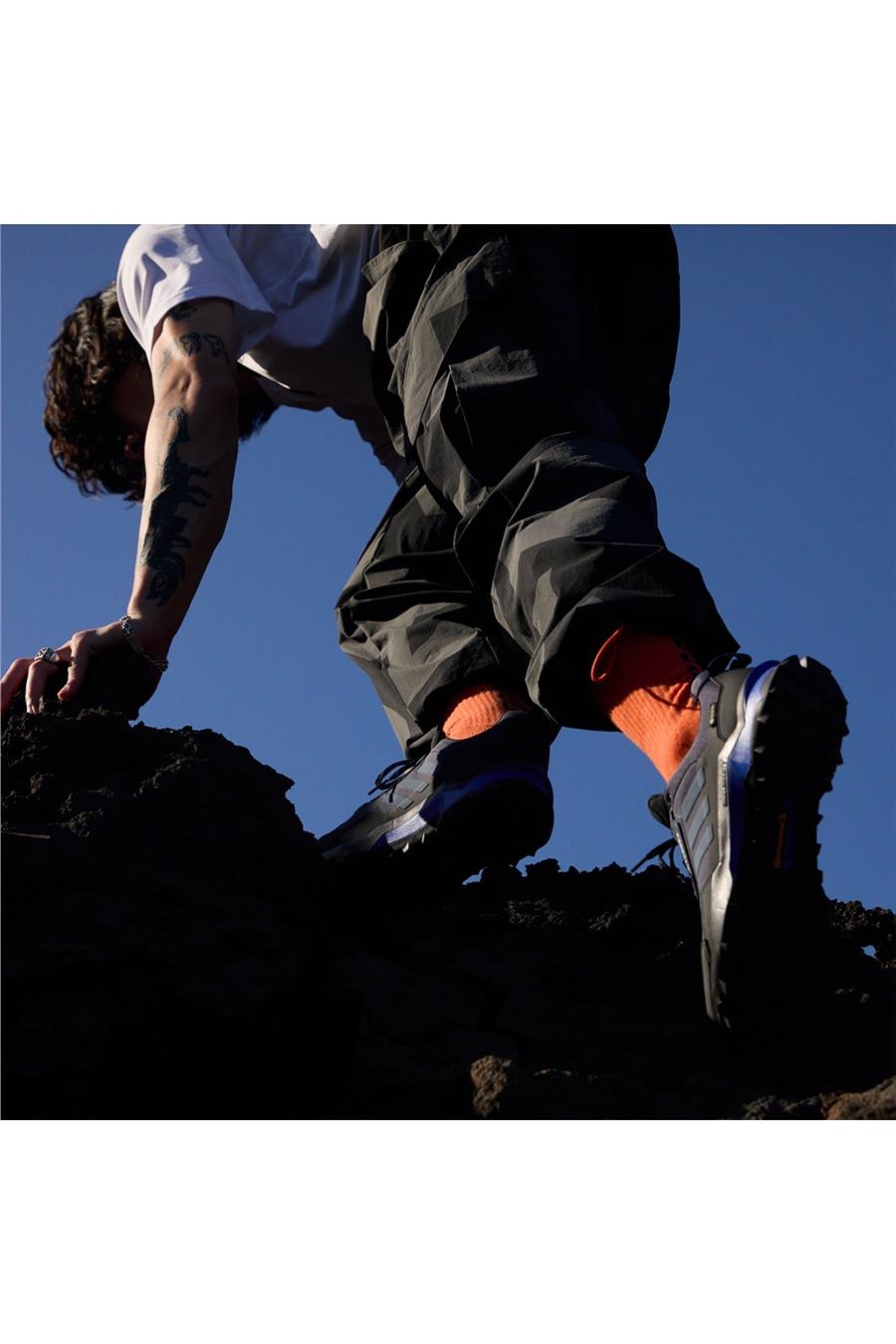 adidas Erkek  Siyah  PANTOLON CARGO AOP PANTS JF3716