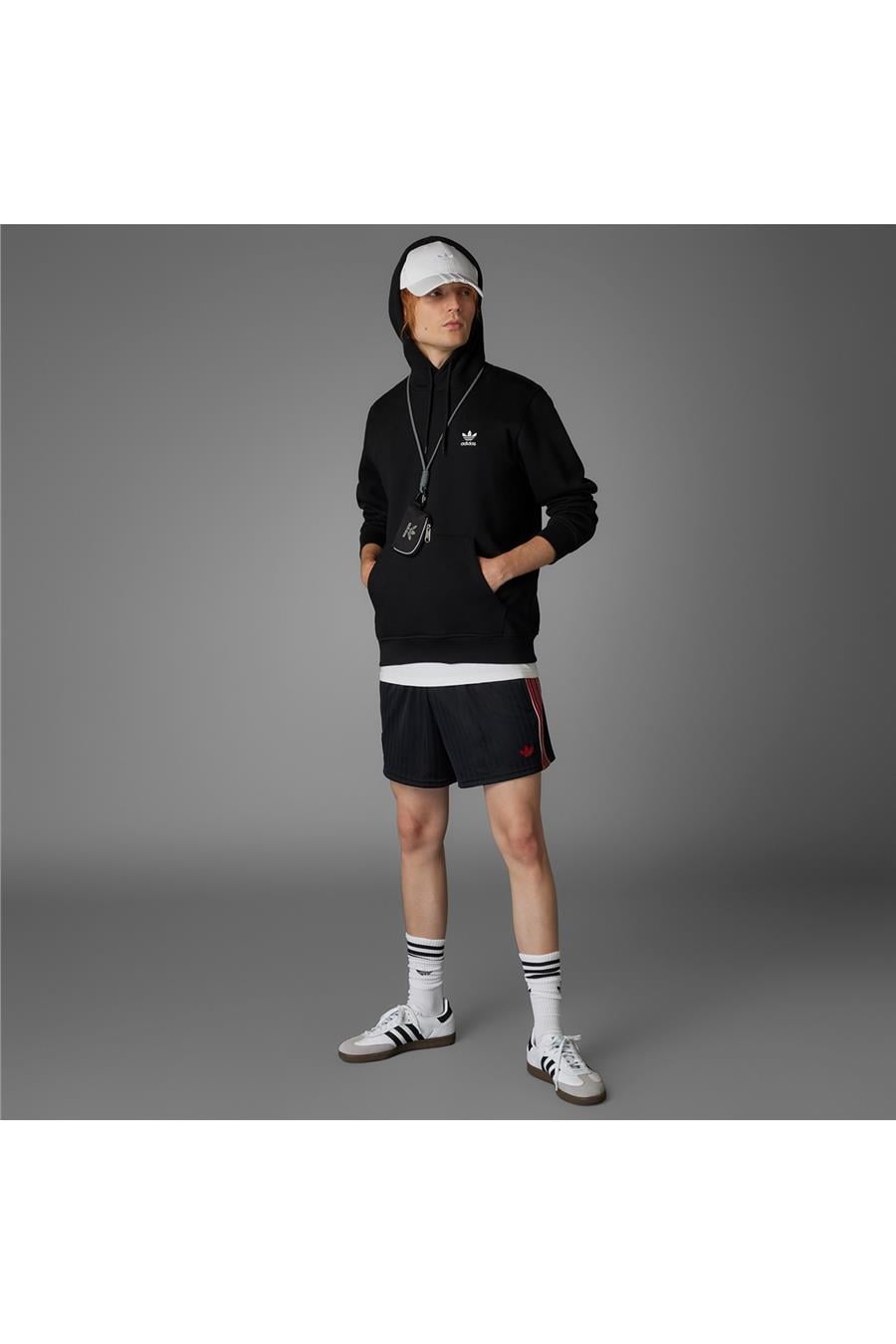adidas Erkek  Siyah  SHORTS (1/2) MUFC ICON SHO JF0356