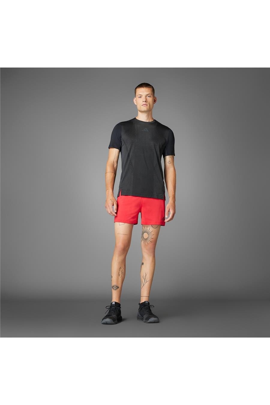 adidas Erkek  Siyah  T-shirt AIRCHILL TEE Siyah JI8196