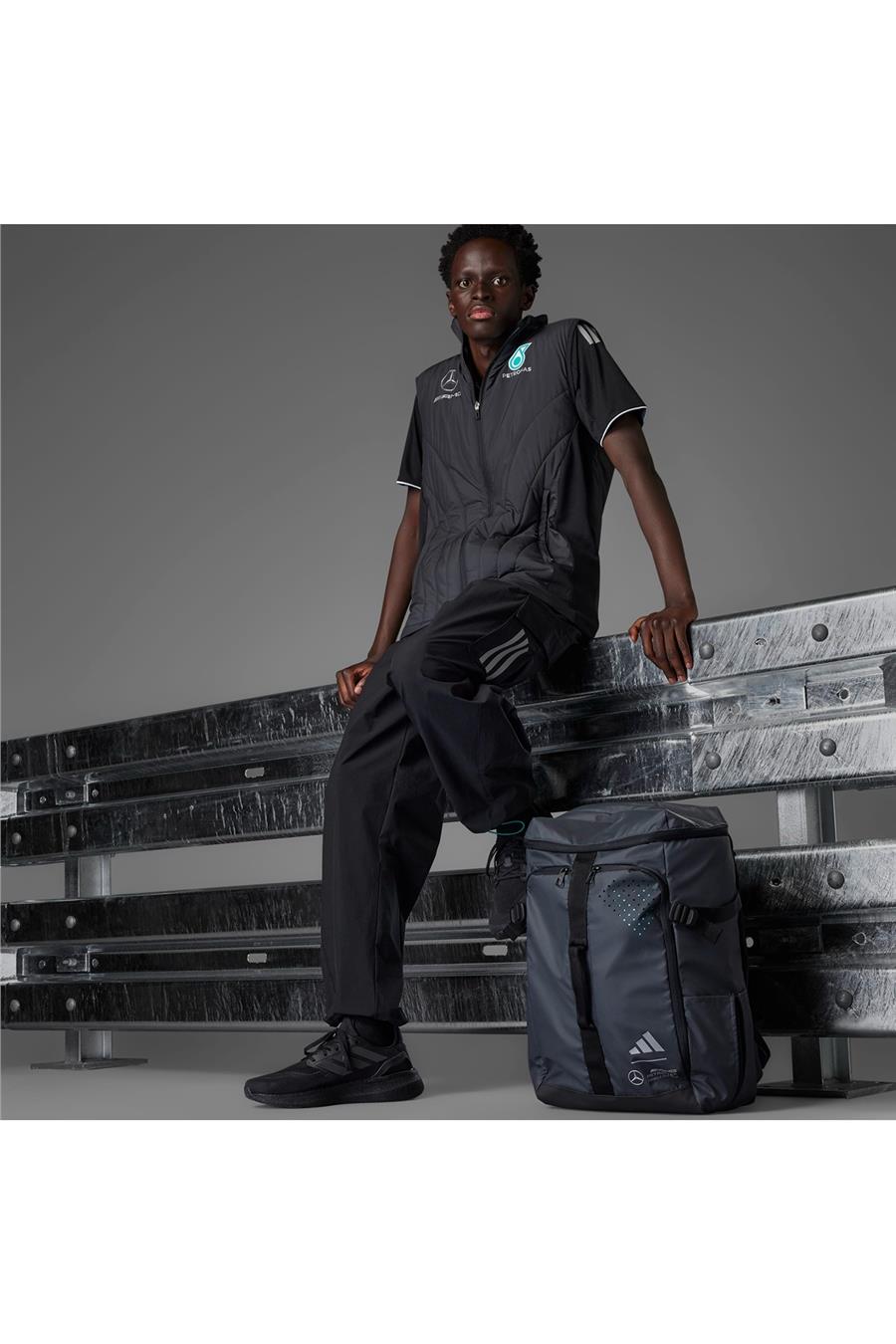 adidas Erkek  Siyah  Yelek MER MC VEST M JX8274