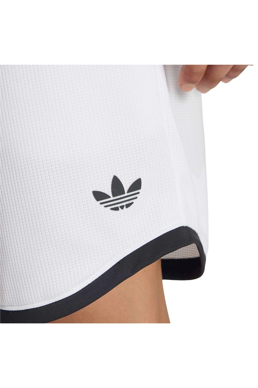 adidas Erkek Şort CLASSICS SHORT KY8879