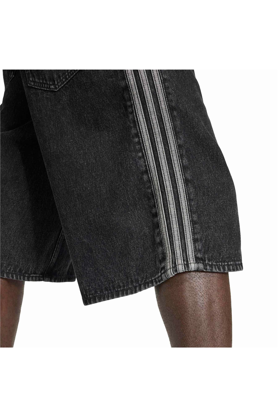 adidas Erkek Şort FIREBIRD SHORT KD1498
