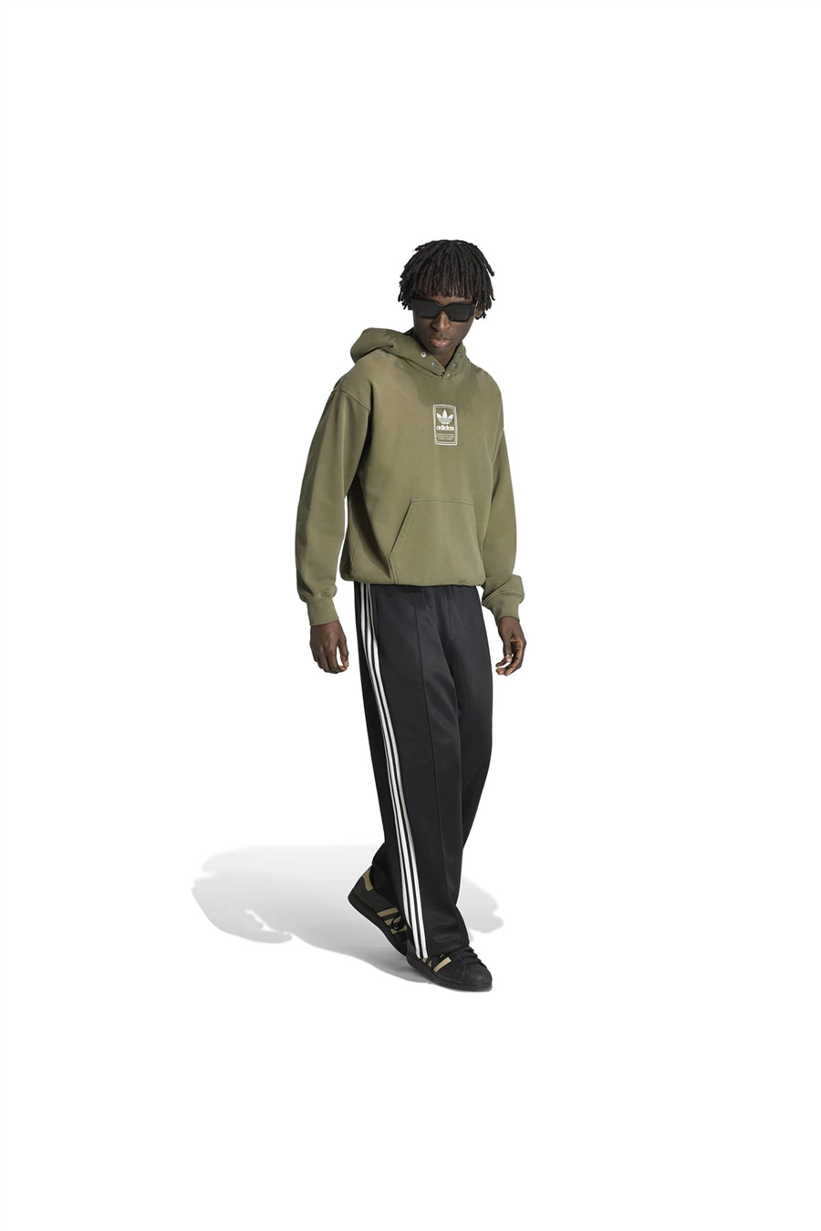 adidas Erkek Sweatshirt ELEVATED GFX HOODIE KW4403