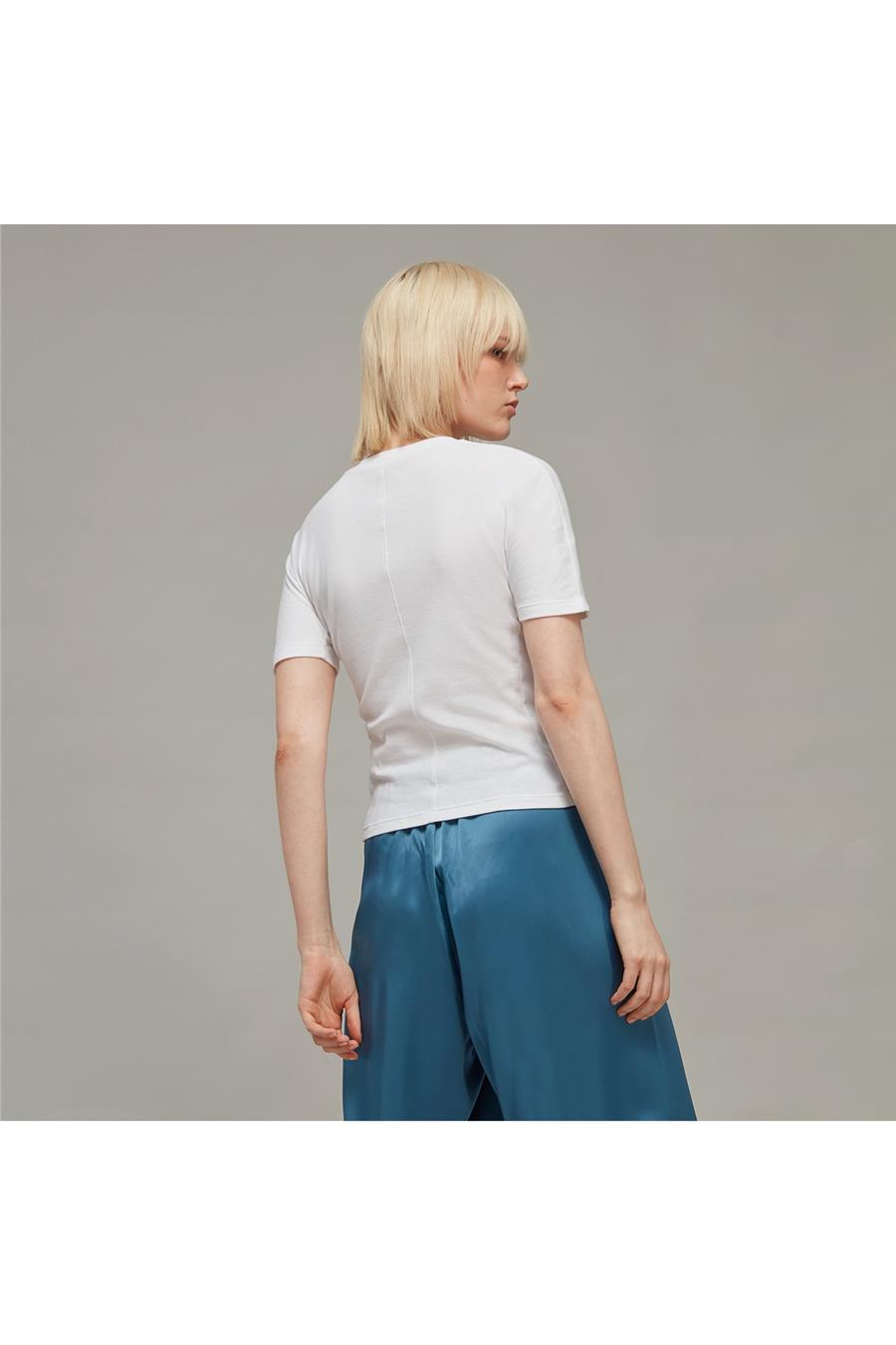 adidas FITTED SS TEE Kadın T-shirt HY1403